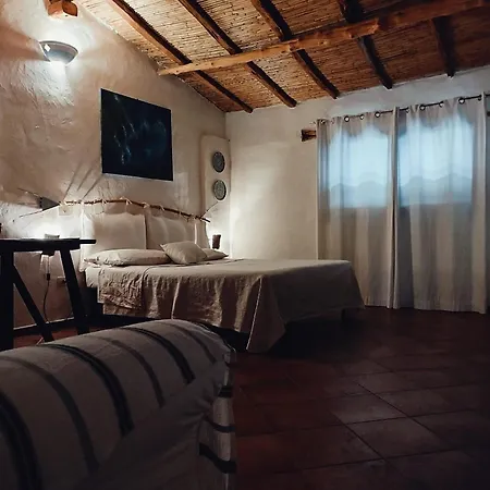 La Casetta بيت ضيافة Padru